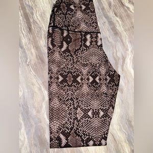 Colorfulkoala Women's High Waisted Tummy Control Leggings Ultra Soft Yoga Pants.